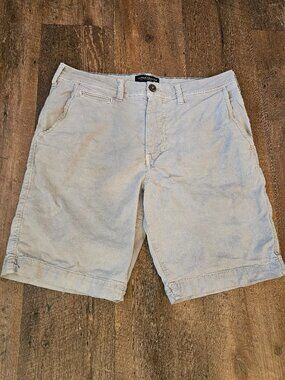 American Eagle Next Level Flex Chino Shorts Men’s 32 Light Gray